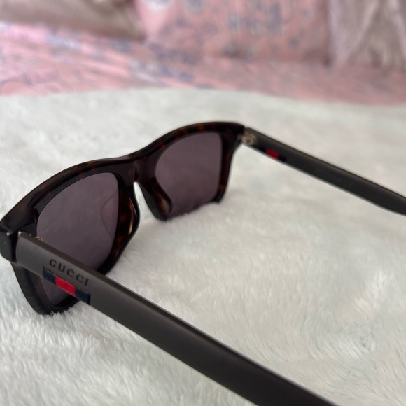 Men’s/Unisex Gucci Sunglasses - Picture 6 of 8